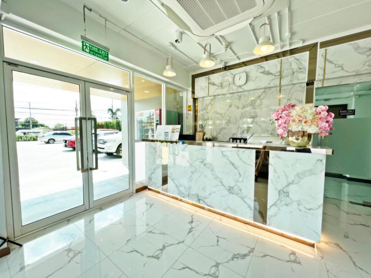 Khách sạn Golden Nest Suvarnabhumi