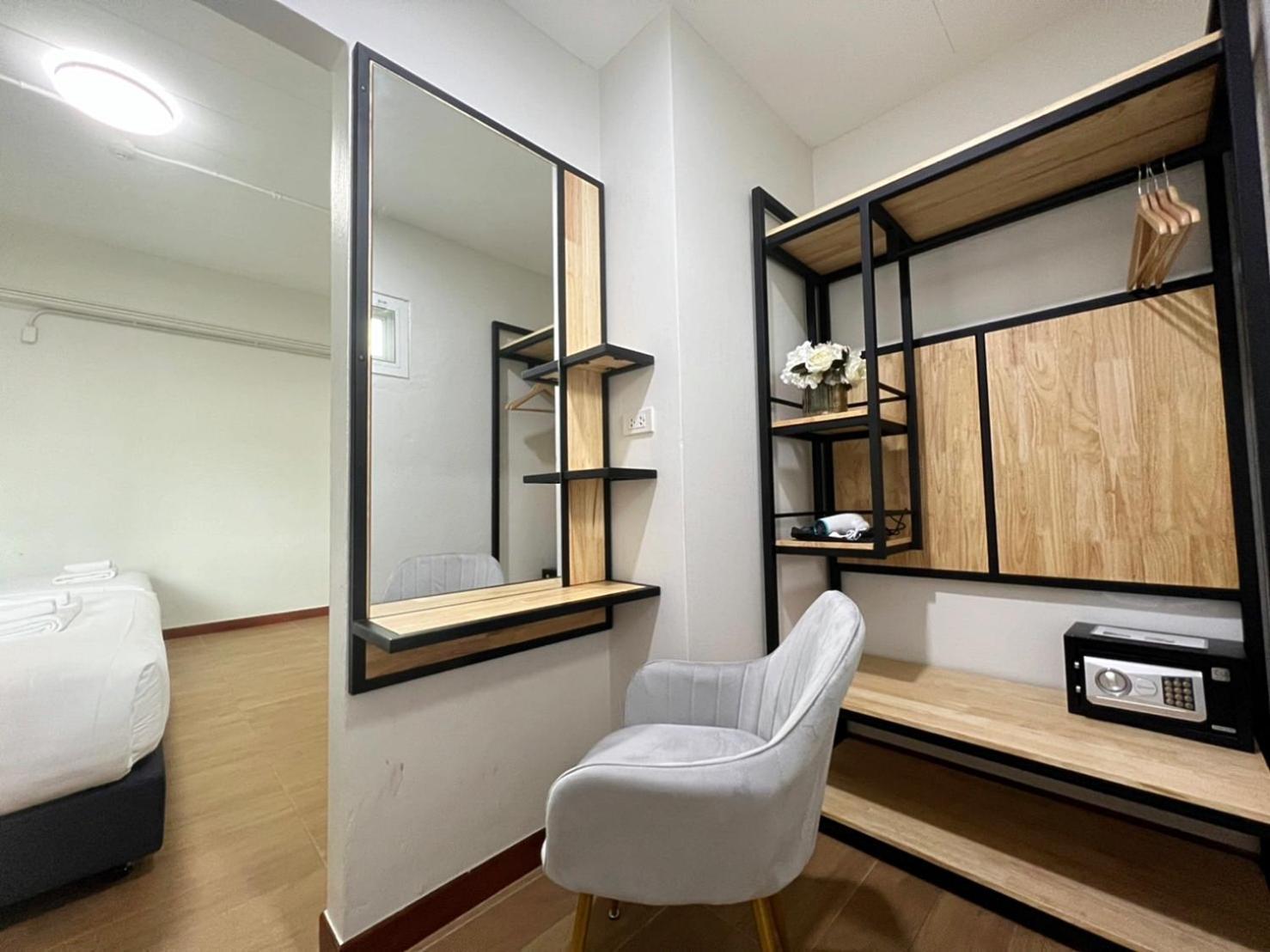 Khách sạn Golden Nest Suvarnabhumi *