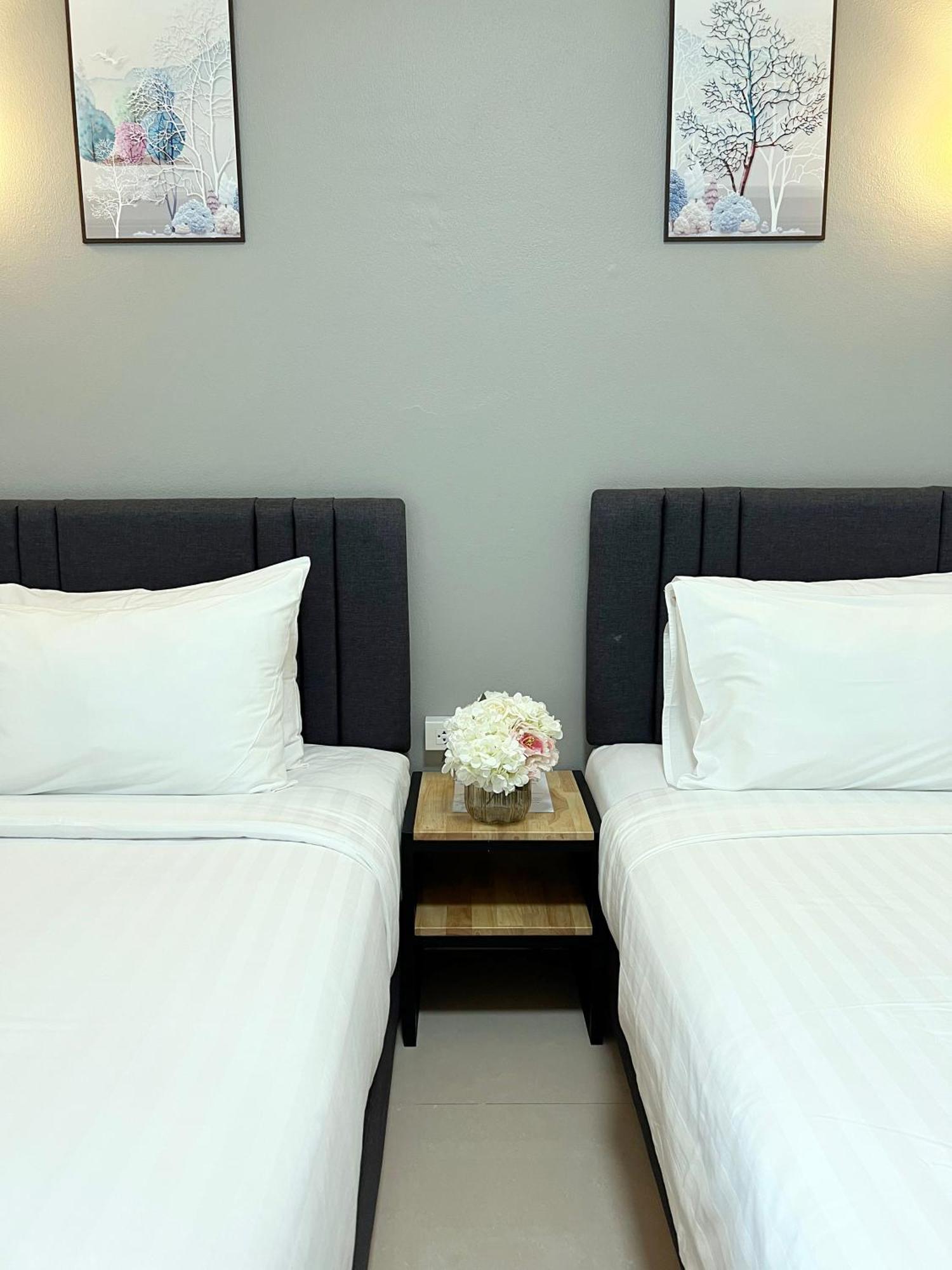 Golden Nest Suvarnabhumi Khách sạn *